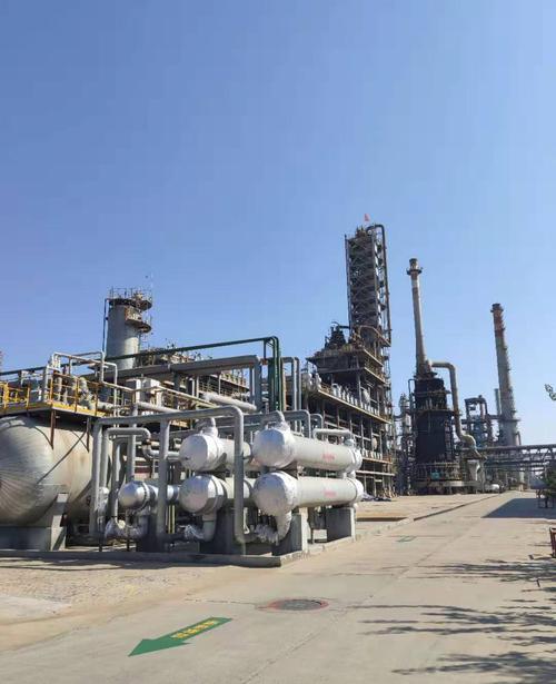 陕西延长石油(集团)有限责 任公司榆林炼油厂 | 脱硫化氢塔